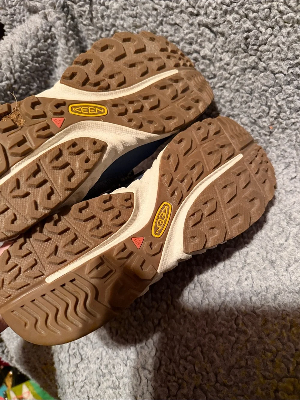Keen Women's Navy and Tan Ankle Boots